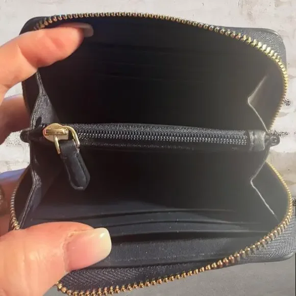 Kate Spade NWOT Traveler Small Zip Wallet Blue Multi - Picture 7 of 7